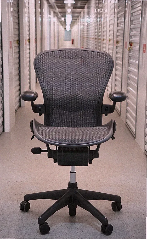 Herman Miller Aeron Lumbar Office Chair | Size B | Graphite | Black | Tuxedo